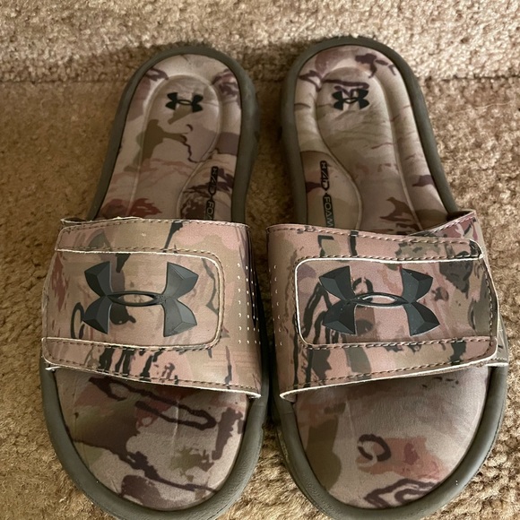Under Armour Camo Sandals | Poshmark